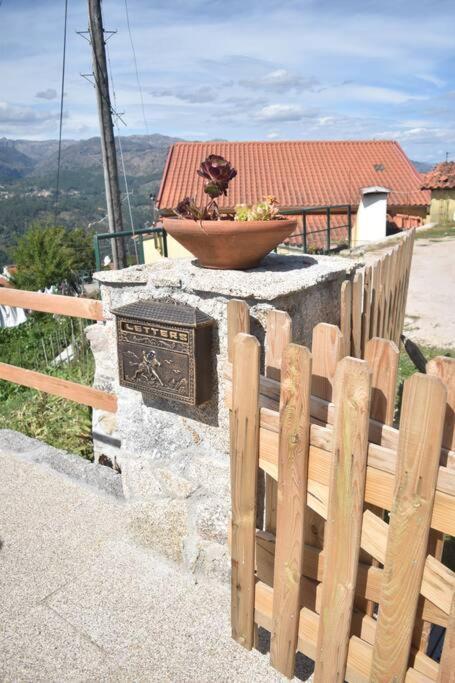 Casinha Estrela Da Encosta - Geres Vila Vieira do Minho Exterior foto